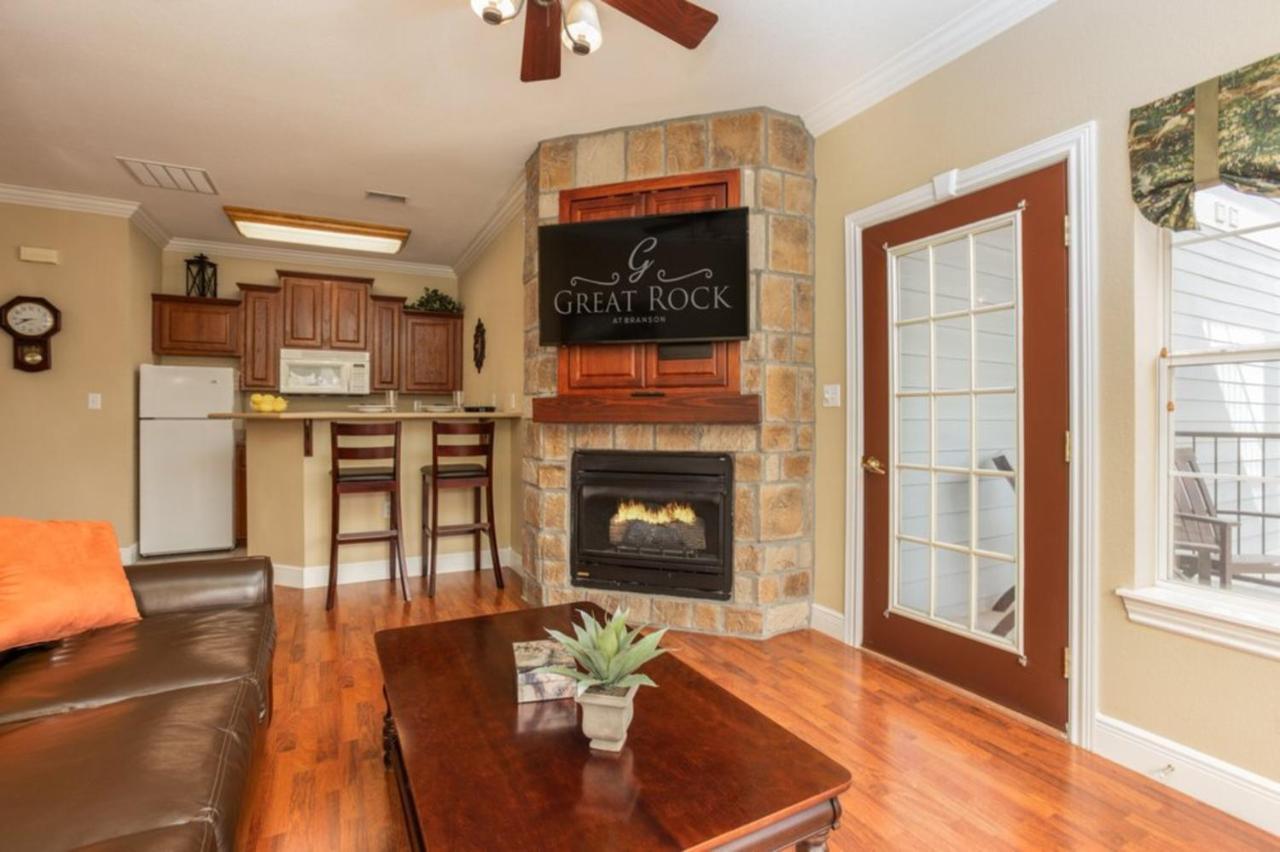 Branson'S Great Rock Retreat Apartment Exterior photo